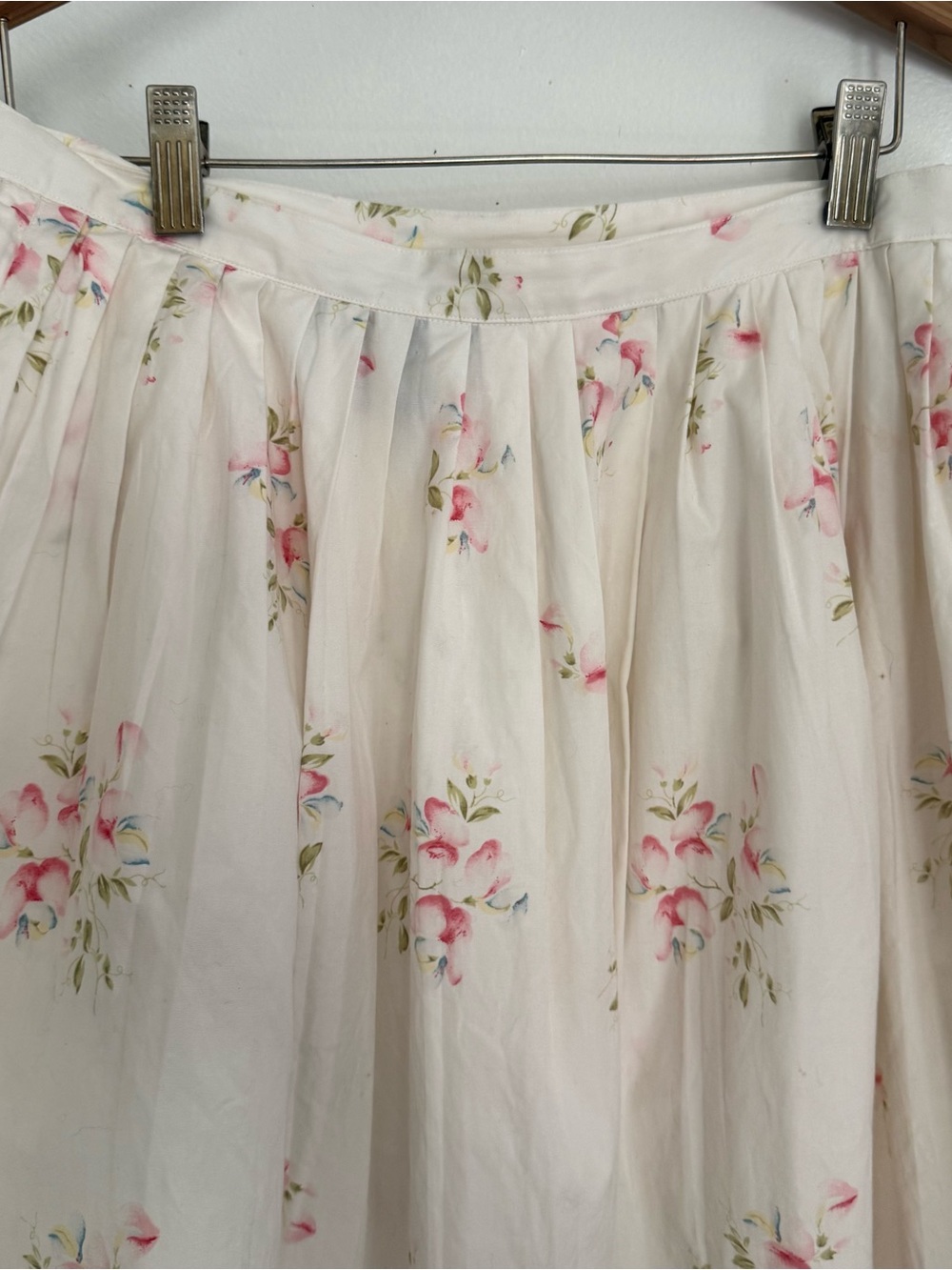 Vintage Ralph Lauren white pleated midi skirt - Picture 2 of 8